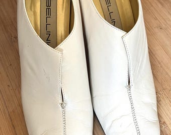 Vintage Bellini White Pearl Leather High Heel Bootie Pumps. 8M.