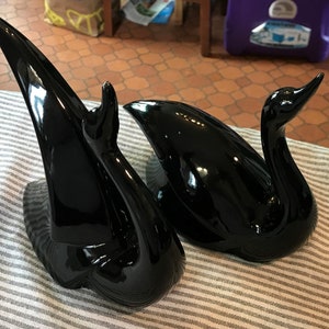 Two Black Vintage Art Deco Style Ceramic Swans Made in Taiwan *Free shipping*
