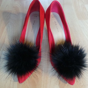 Pair of Pom Pom Shoe Clips Black Faux Fur 10 to 14 Cm Pom. - Etsy