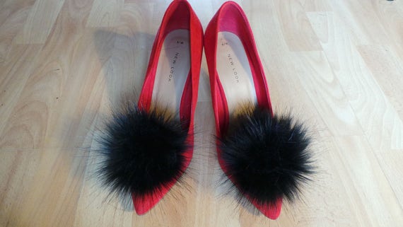 Pair of Pom Pom Shoe Clips Black Faux Fur 10 to 14 Cm Pom. - Etsy