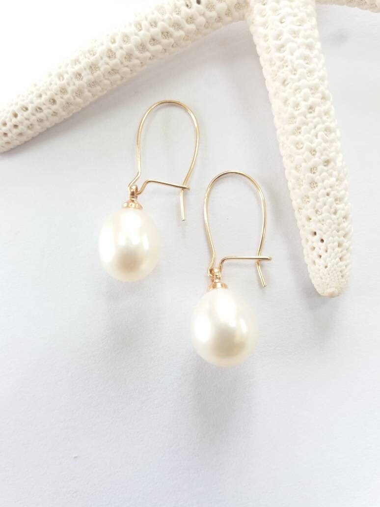 Bridesmaids Earrings White Pearl Earrings White Fresh Water Pearl Earrings Bridesmaid gift White Pearl Earrings, Gold Bridal Pearl Earrings