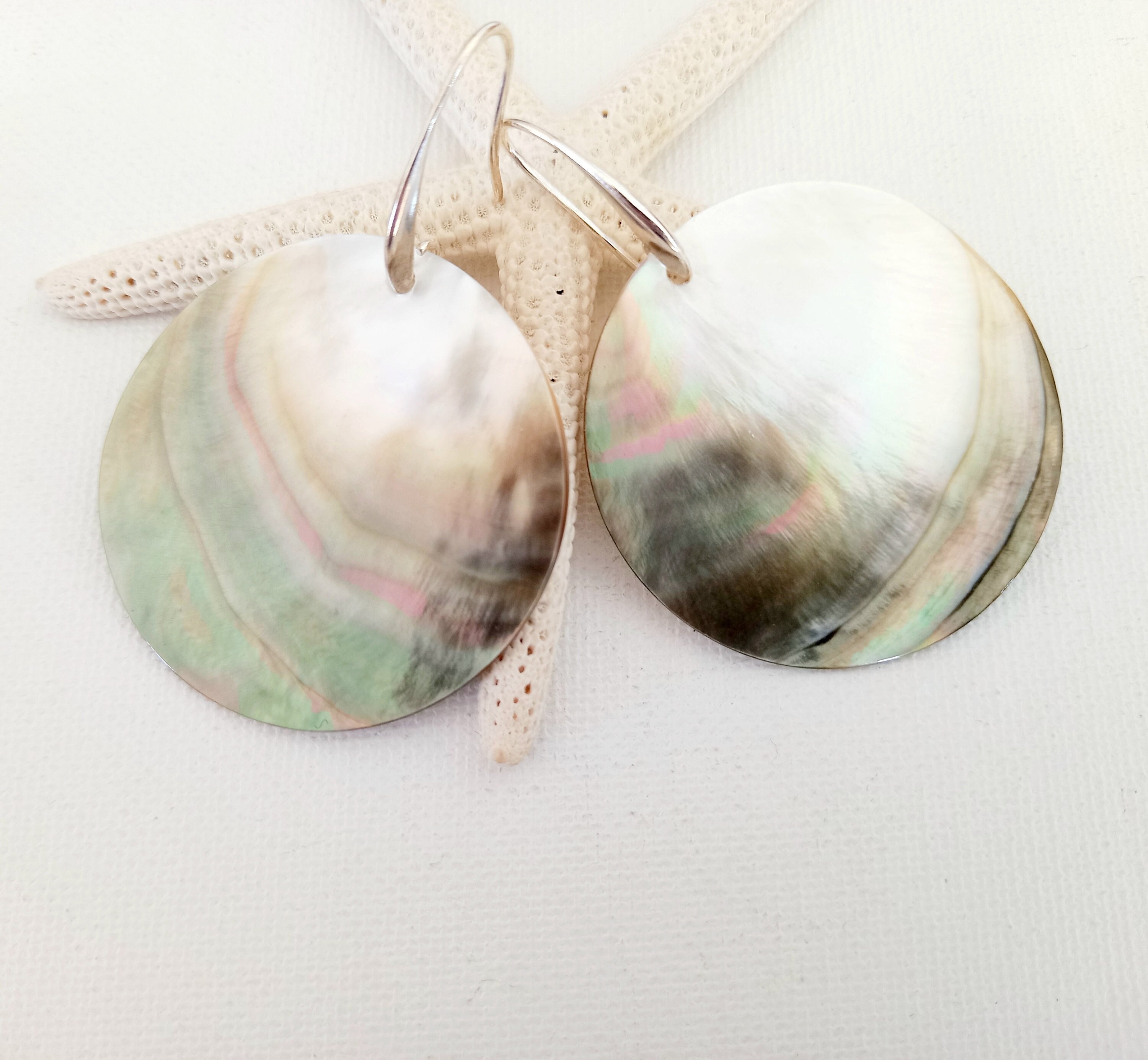 ピアス Big Shell Earring (Silver) Big Shell Earrings — SAGA Jewelry