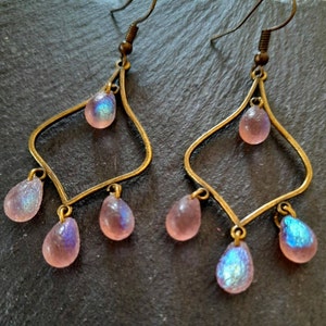 Purple drop dangle earrings Purple drop earrings Purple etched teardrop earrings Purple drop earrings Purple earrings Czech glass earrings