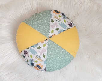 Sage patchwork pillow, round cushion, kids room, cozy pillow, boho room