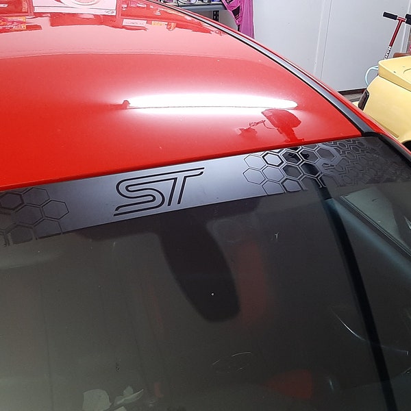 Pre cut to fit no trimming needed Ford Focus windscreen banner pre cut 2012-2018 Hex pattern