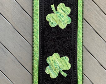 Shamrock Quilted Table Runner St Patrick’s Day 3 Leaf Clover Decor Irish Shamrocks Table Mat Green Black and Gold Quilted Table Topper OOAK