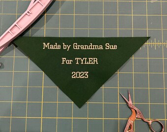 Custom Embroidered Quilt Label Triangular Corner Label Fabric Personalized Quilt Label Quilt Labels Quilt Tag Custom Embroidery Label Quilt