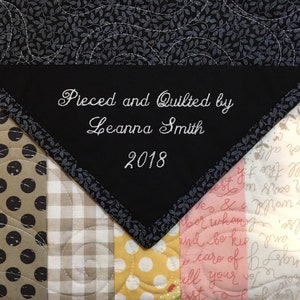 Custom Quilt Labels Set of 5 Personalized Embroidered Corner Quilt Labels Fabric Labels Quilt Tags Customized Embroidery Quilt Labels (5)