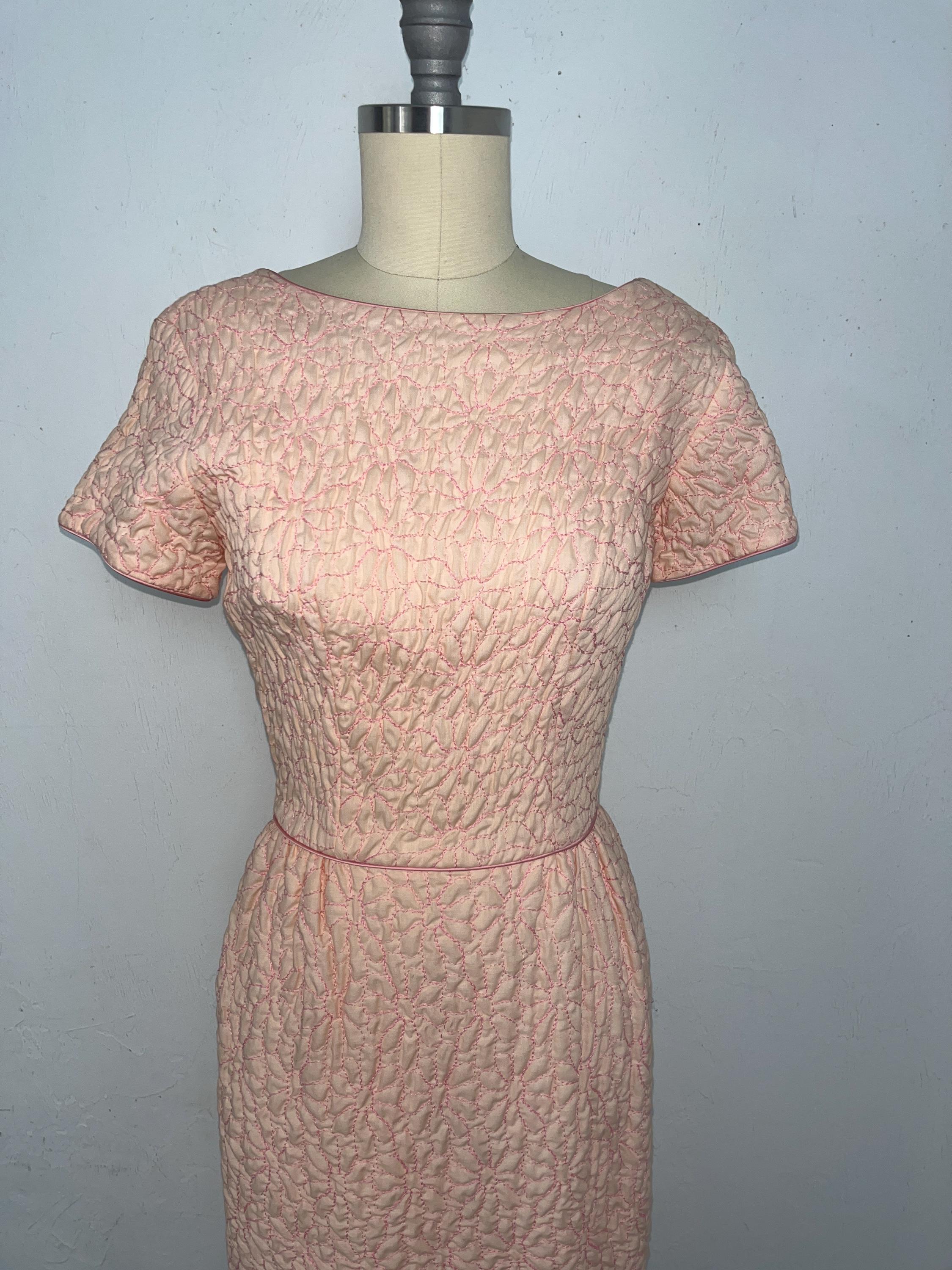 green emerald velvet dress Prim Midi Dress | Soft Peach main image 1