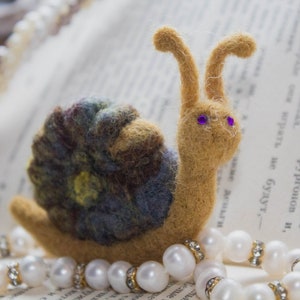 Snail brooch Handmade brooch Felt brooch Wool brooch Women's accessories Felted Miniature snail Felted snail Eco Friendly image 1