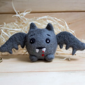 Bat decor, Bat ornament, Halloween bat Decoration, bat halloween decor, bat hanging, bat Wall hanging Decor, halloween gift