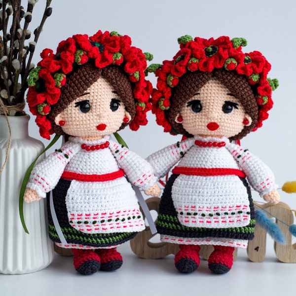 Poupée ukrainienne tricotée, cadeau ukrainien, poupée faite main, souvenir ukrainien, jouets Amigurumi au crochet de poupée ukrainienne, fille ukrainienne