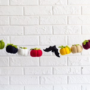 Felt Pumpkin Garland, Halloween garland, Fall Garland, Autumnal Bunting, Thanksgiving decor, Autumnal Decoration, Pumpkin felt decoration