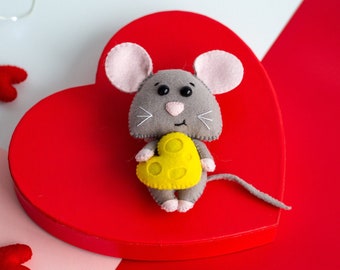 Valentines day gift Mouse with a heart Cute gift for girlfriend Valentines day decor, gift for her