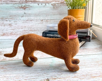 Needle Felted Dachshund, Collectible Dachshund, dog sculpture, wool dog, Dachshund Dog Toy Animal felted sculpture