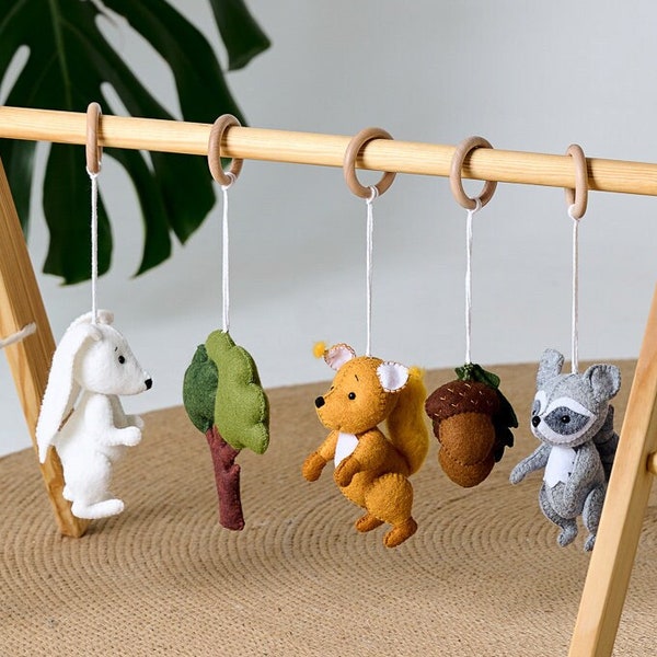 Baby play gym, wooden activity gym, forest play gym toys, woodland hanging baby toys, new mom gift, wooden baby gym, baby play gym toys