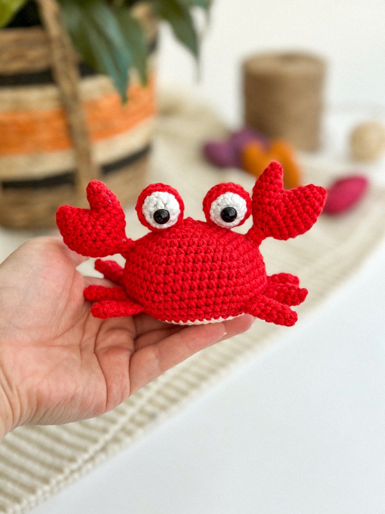 Handmade Crochet crab, Amigurumi Plushie, Handmade Knitted crab, handmade crab toy, amigurumi crab, Crocheted crab