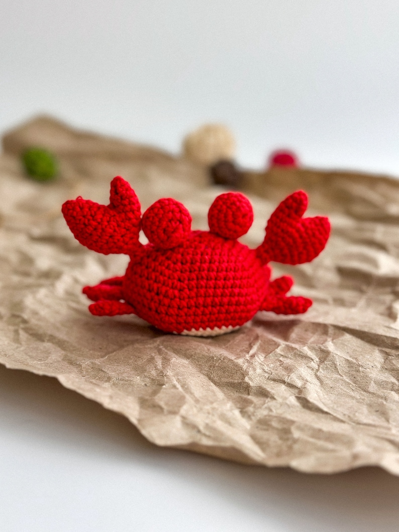 Handmade Crochet crab, Amigurumi Plushie, Handmade Knitted crab, handmade crab toy, amigurumi crab, Crocheted crab