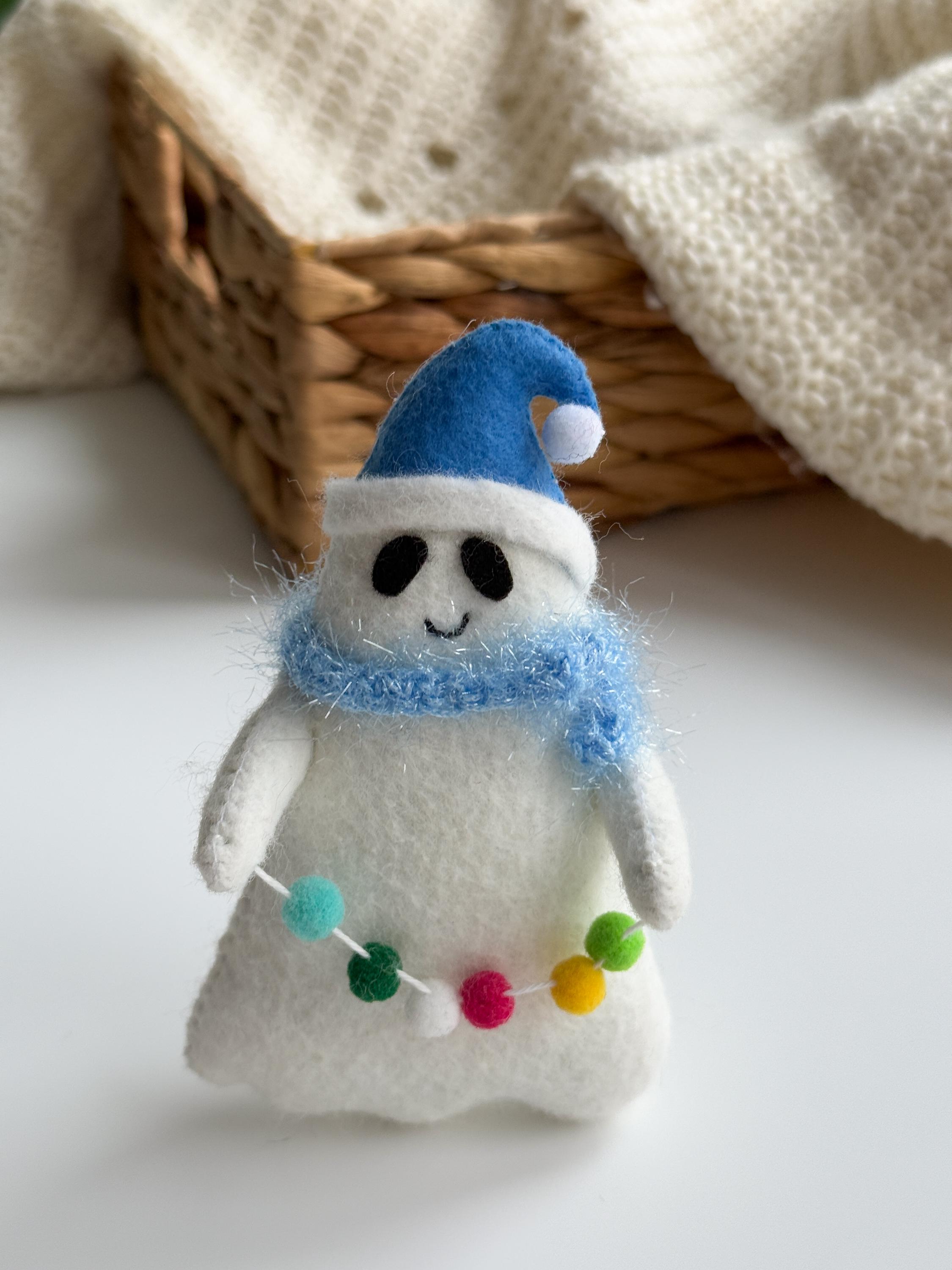 Felt Christmas Ghost Ornament – Cute Holiday Ghost Plush