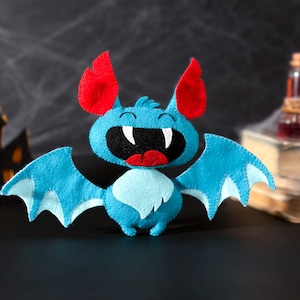 Halloween bat, Halloween decor, felt bat toy, halloween ornament, halloween decorations, spooky toy, Halloween tree ornaments