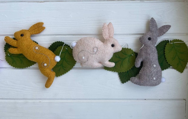 Easter Bunny garland, Spring Garland, Easter Felt Garland Bunnies and Felt leaves, Easter Garland, Bunny Banner, wall hanging banner image 6