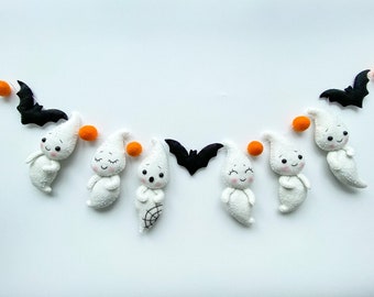 Halloween garland, Ghost halloween decor, Ghost Wall hanging Decor, Ghostly garland, Felt garland ghosts bats, Cute Halloween decor