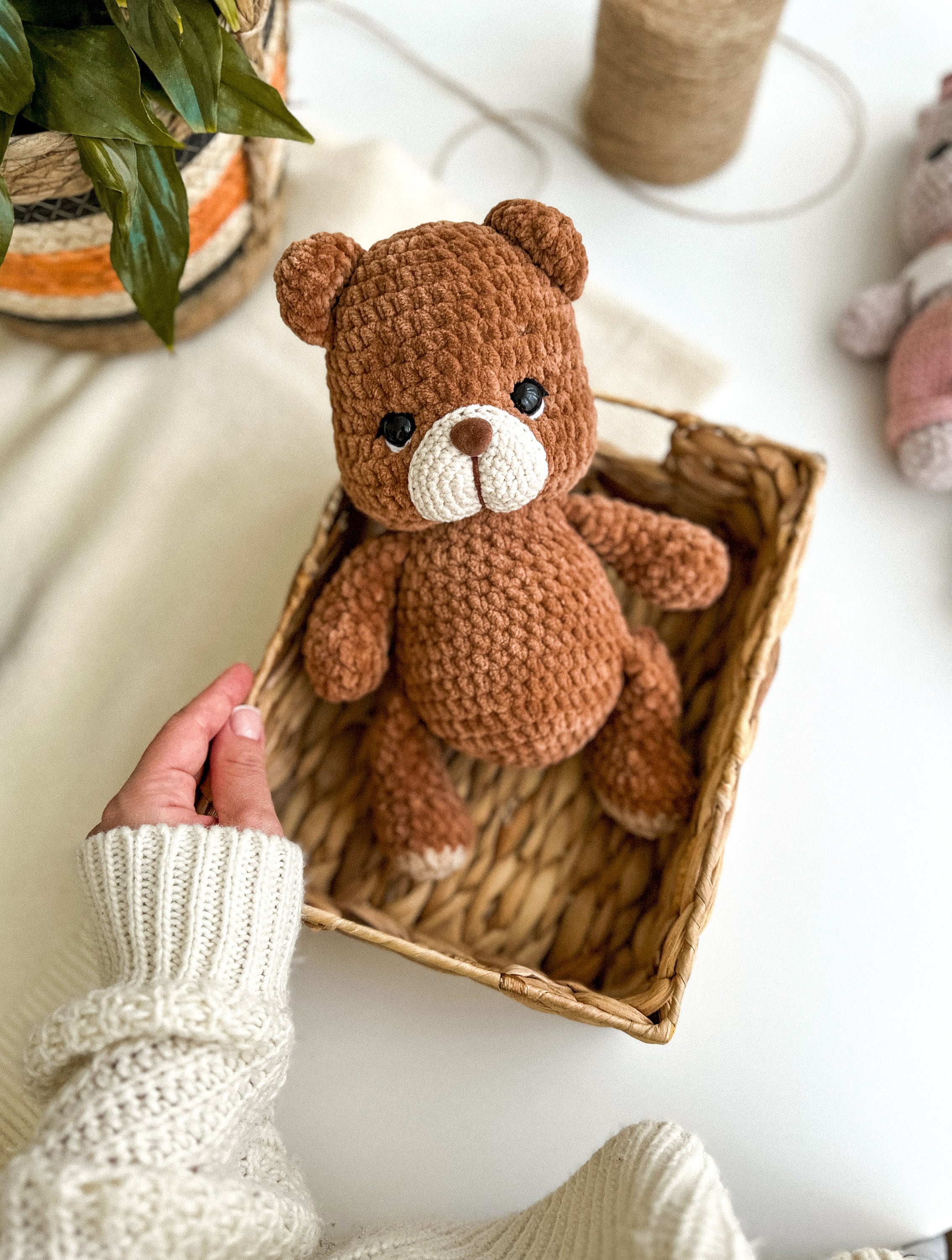 Ours en peluche, doudou fait main au crochet neuf, 27 cm