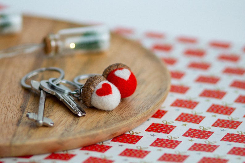 Handmade keychain Love gifts for her valentines day Wool white and red acorn keychain Cute keychain Small gifts for valentines day image 3