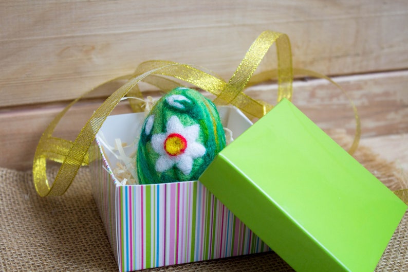 Easter Eggs Ornaments, Easter Egg, Easter decorations, Custom Easter Basket Stuffer, Easter Eggs Gift, Wool Easter Eggs, Easter favors image 7