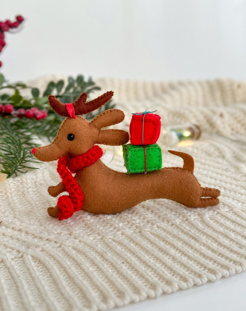 Christmas dog ornament Felt funny dog Christmas dog Christmas Ornaments Christmas gifts, Christmas decor Felt dachshund dog ornament image 2