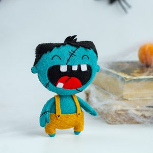 Halloween decor, halloween felt toy, halloween ornament, halloween decorations, spooky toy, Halloween tree ornaments, felt halloween toy