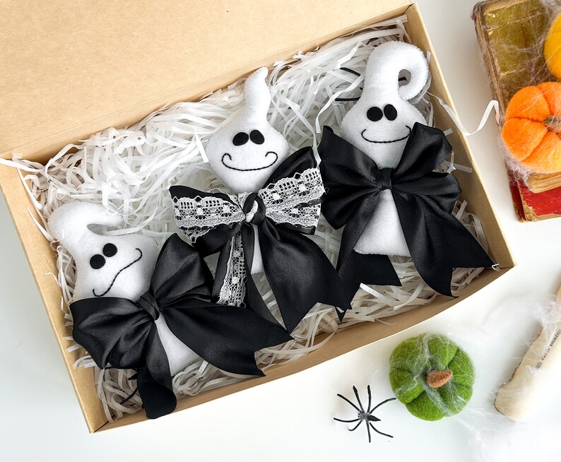 Ghost halloween decor