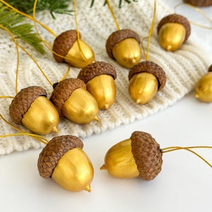 Gold acorn ornaments Set of 10/20/30 Hand painted acorns Gold acorns box Autumn decoration Acorn tree ornaments Handmade christmas ornaments