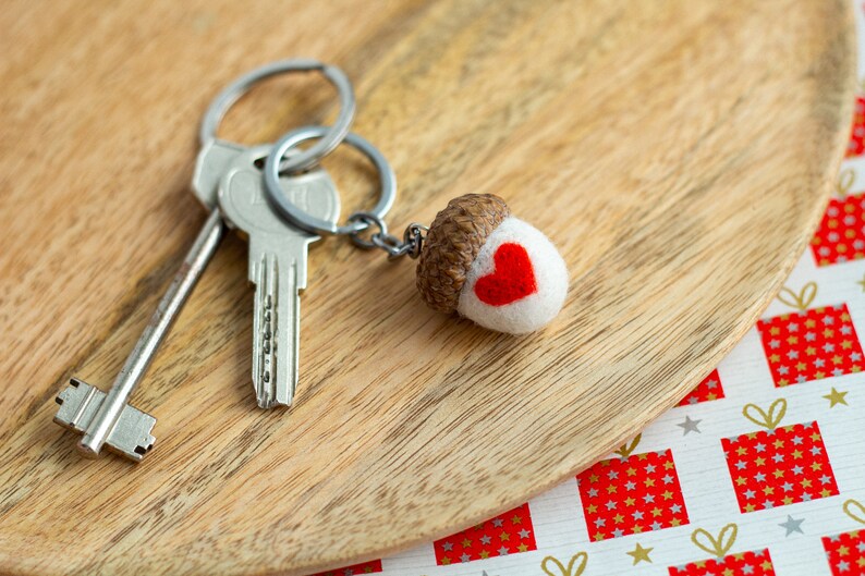 Handmade keychain "Love" gifts for her valentines day Wool white and red acorn keychain Cute keychain Small gifts for valentines day image 5