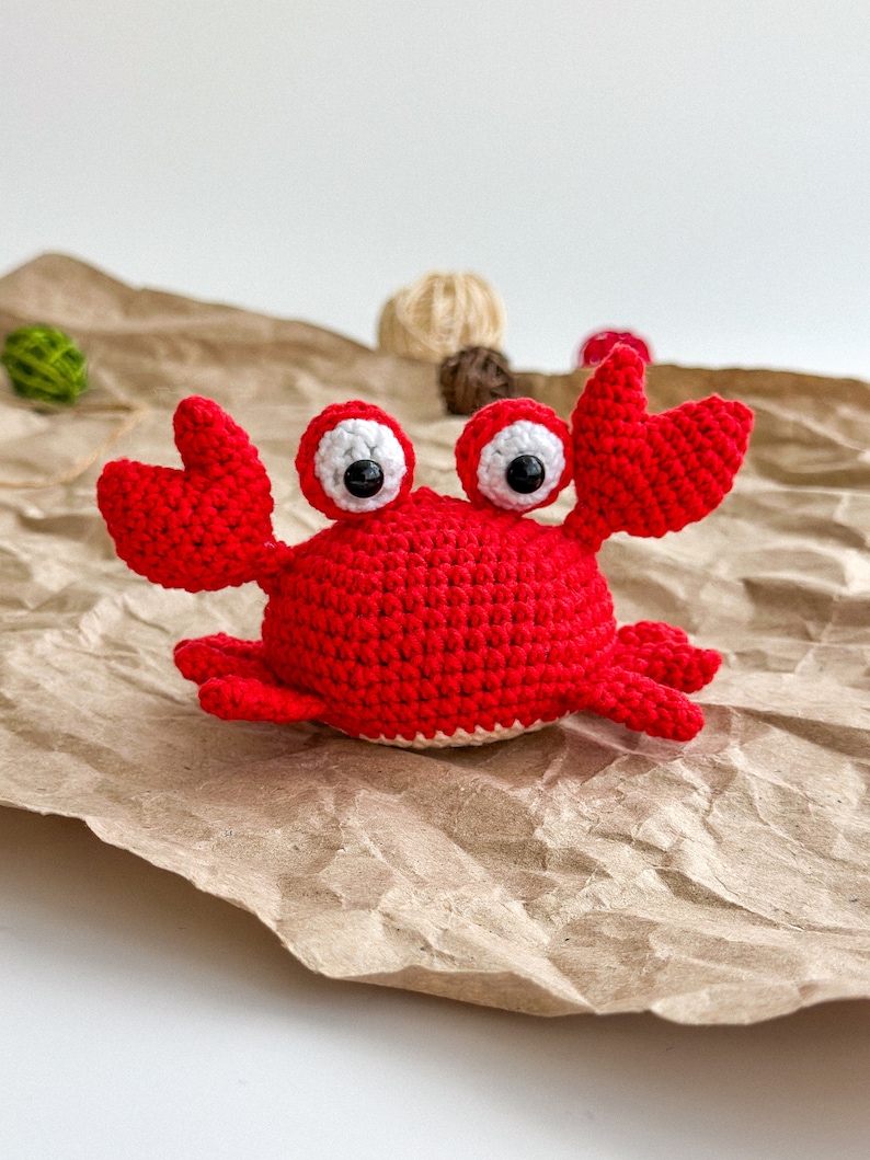 Handmade Crochet crab, Amigurumi Plushie, Handmade Knitted crab, handmade crab toy, amigurumi crab, Crocheted crab