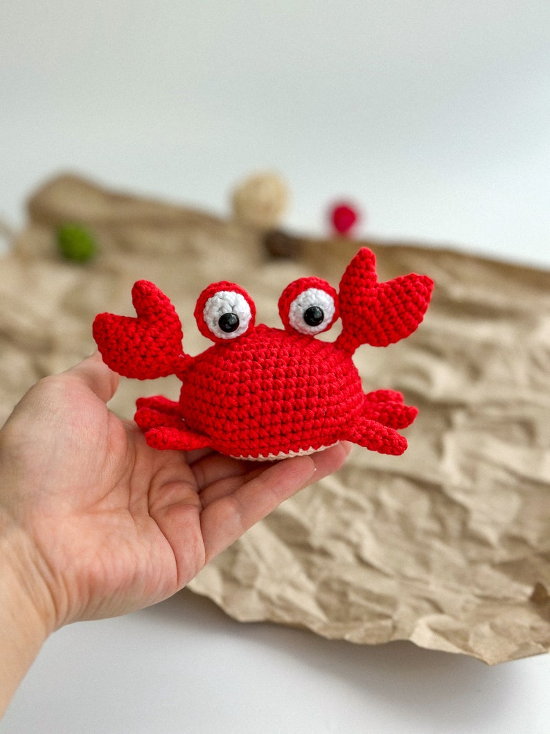 Handmade Crochet crab, Amigurumi Plushie, Handmade Knitted crab, handmade crab toy, amigurumi crab, Crocheted crab