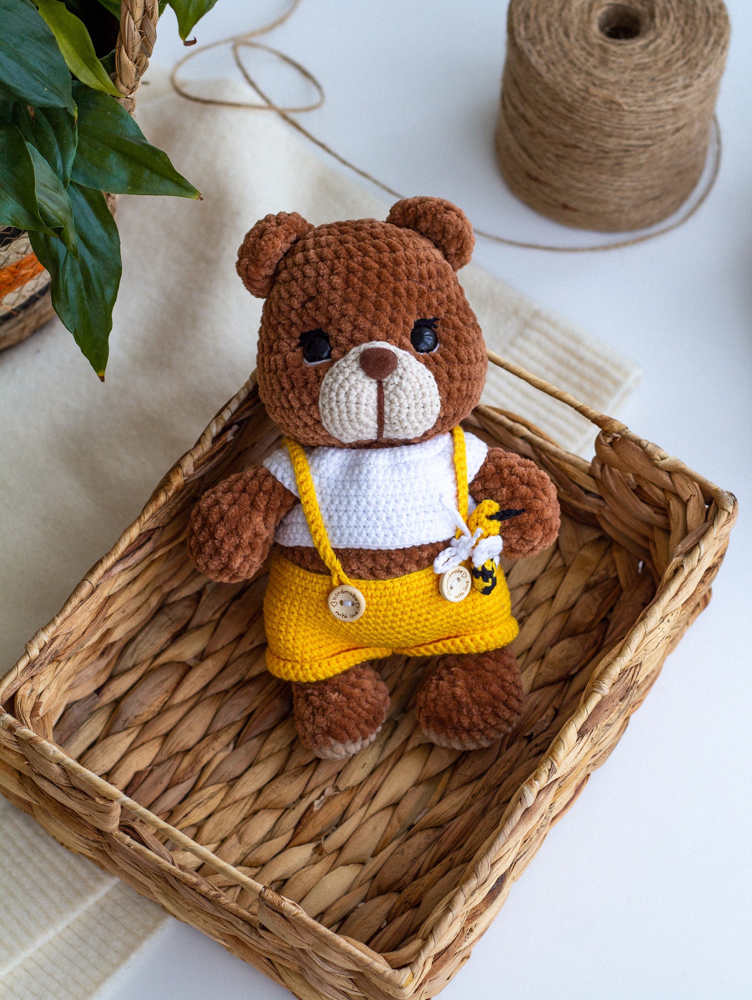 Osito De Crochet Hecho A Mano – Muñeca De Punto Con Corazón, Peluche Mini De 9x6x6 Cm, Regalo Suave Y Coleccionable Para Niños