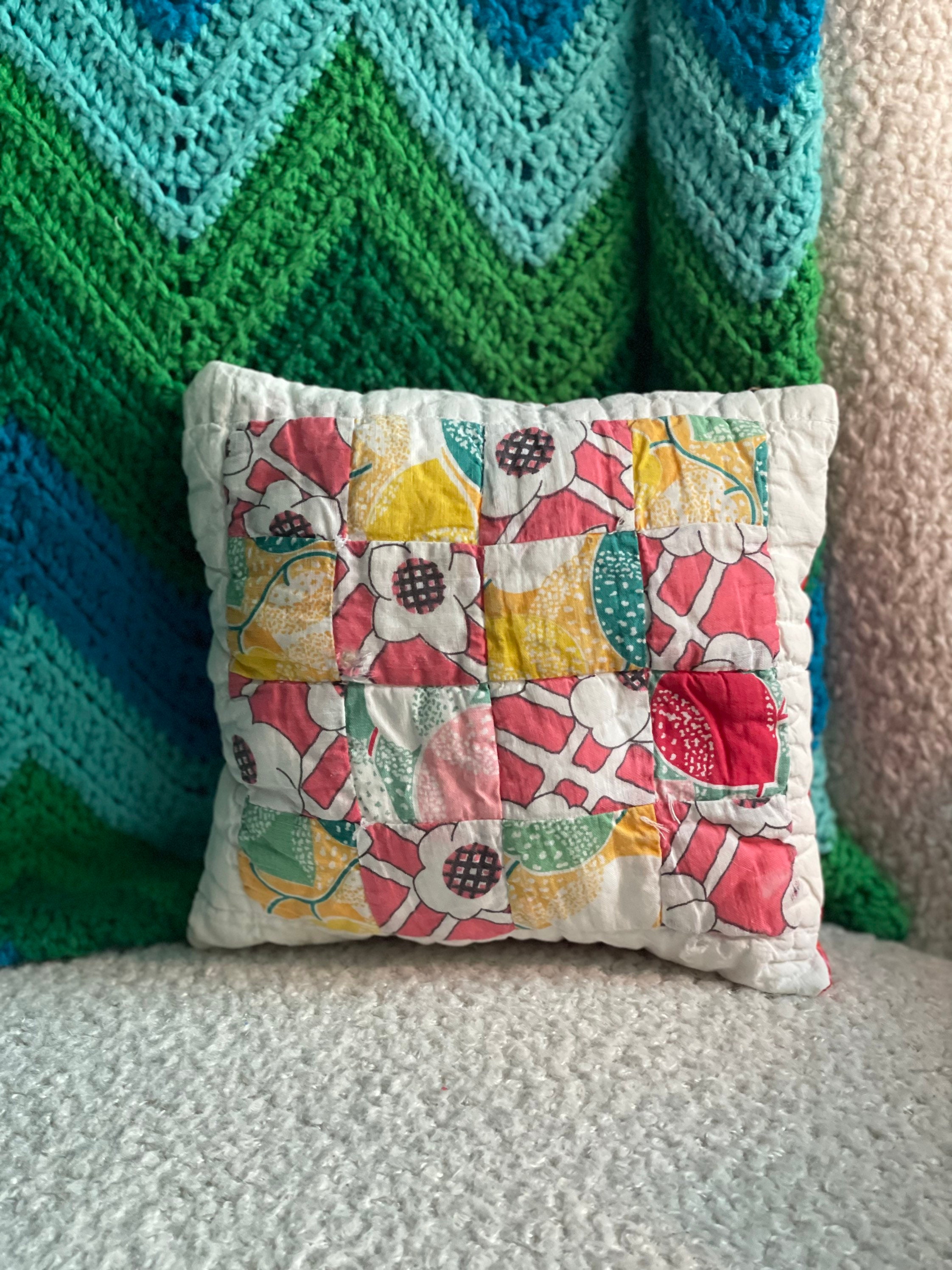 Antique Quilt Pillow Cover/Multicolor Upcycled Vintage Quilt Etsy