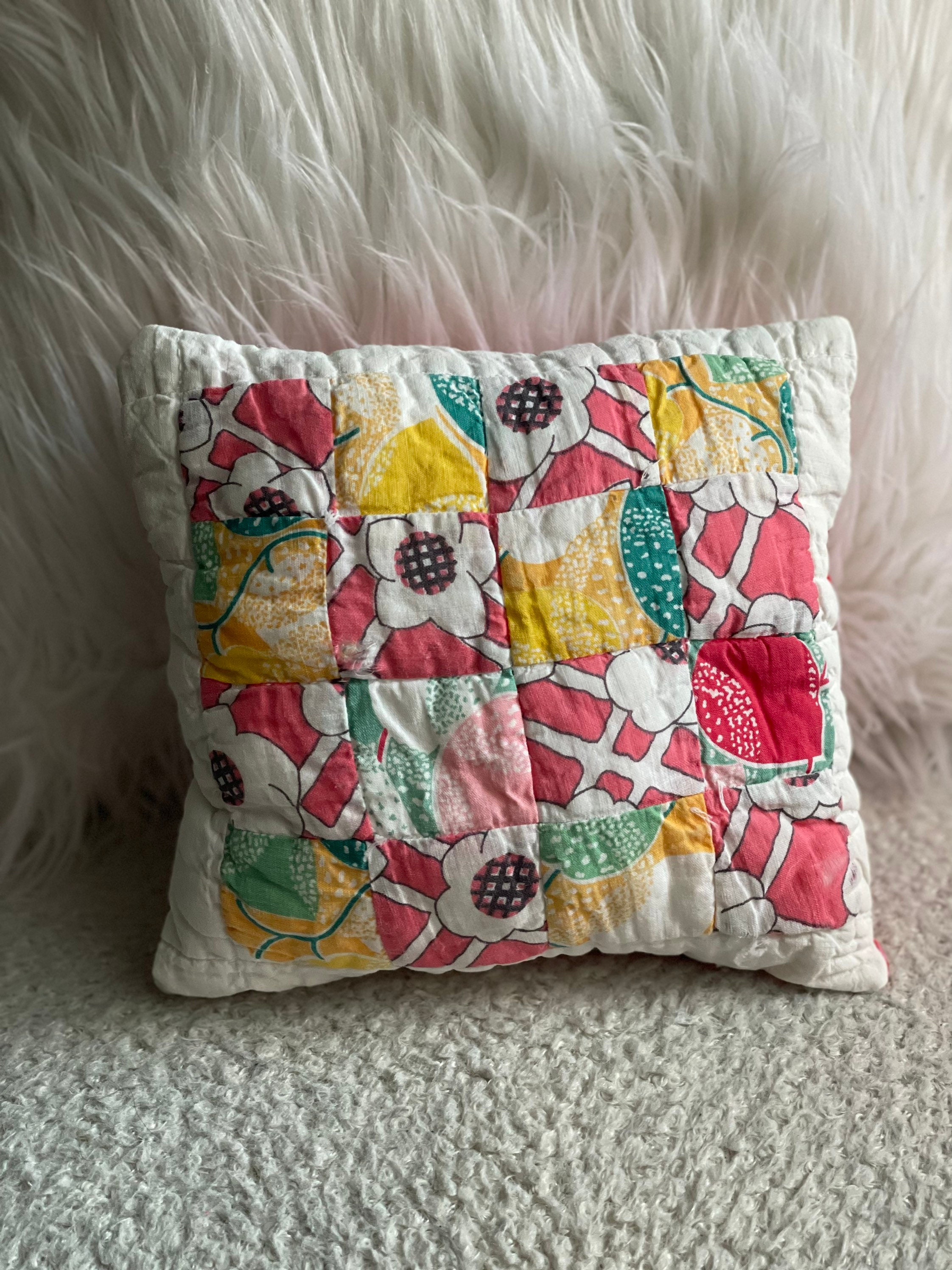 Antique Quilt Pillow Cover/Multicolor Upcycled Vintage Quilt Etsy