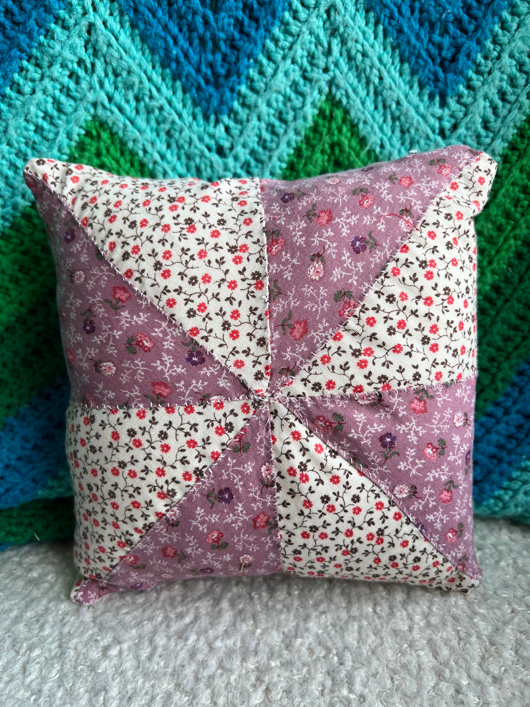 Antique Quilt Pillow Cover/Multicolor Upcycled Antique Quilt Pillow case/Vintage Quilt Pillow