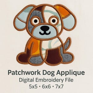 Peut inclure: Un motif de patchwork de chien coloré avec un contour marron. Le chien présente divers motifs de tissu dans des tons de bleu, orange et gris. Le texte en dessous indique "Patchwork Dog Applique Digital Embroidery File 5x5 • 6x6 • 7x7".