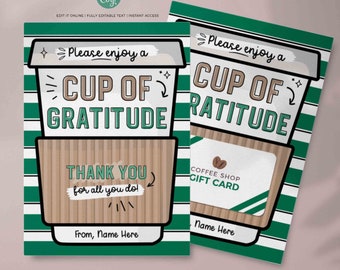 Op de afbeelding: Twee groen-wit gestreepte kaarten met een koffiekopjesontwerp. De tekst op de kaarten luidt "Please enjoy a cup of gratitude" en "Please enjoy a cup of ratitude". Een kaart bevat een cadeaubon met de tekst "Coffee Shop Gift Card".