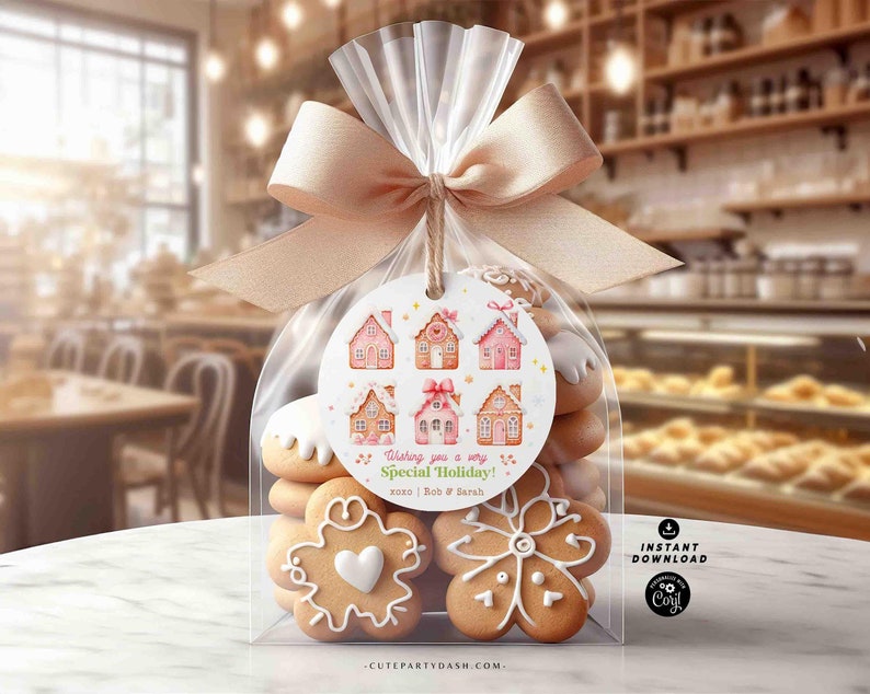 Pink Gingerbread House Gift Tag INSTANT DOWNLOAD Sweet Christmas Favor tag, 2"round Cookie Sticker Editable Merry Christmas Cookie Treat Tag
