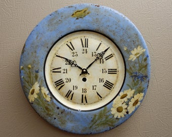 French Antique wall clock, serigraphied tole, JAPY, new mecanism, Shabby, Country Chic