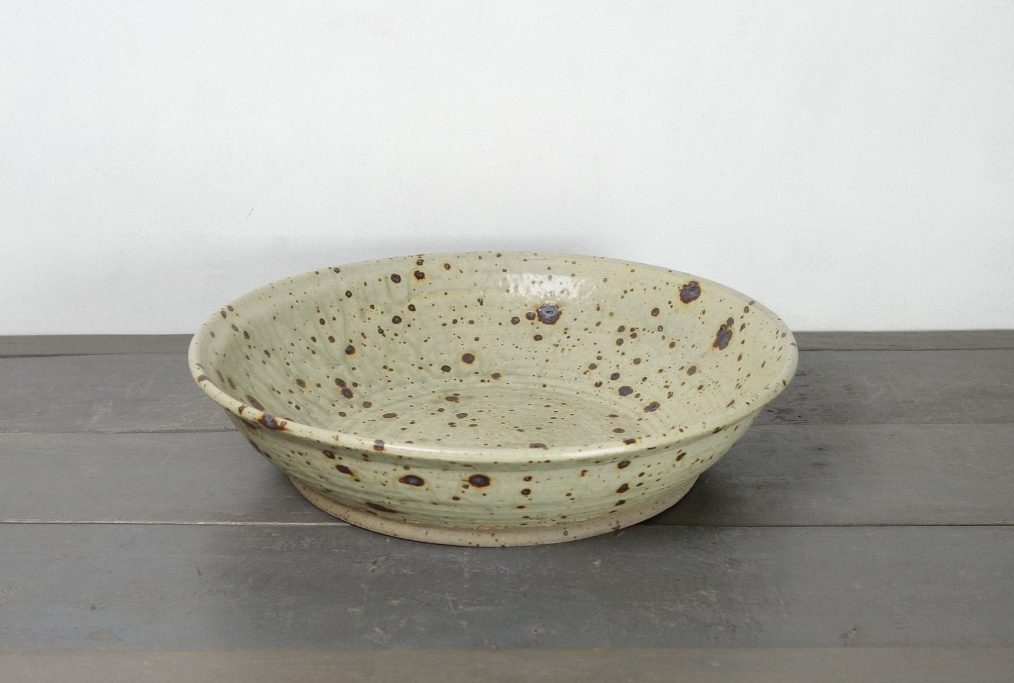 Réservé > Grand Français Grès Vintage, Plat Rond, Saladier, Bol à Fruits, Émaillé, Pyrite, Studio Ré