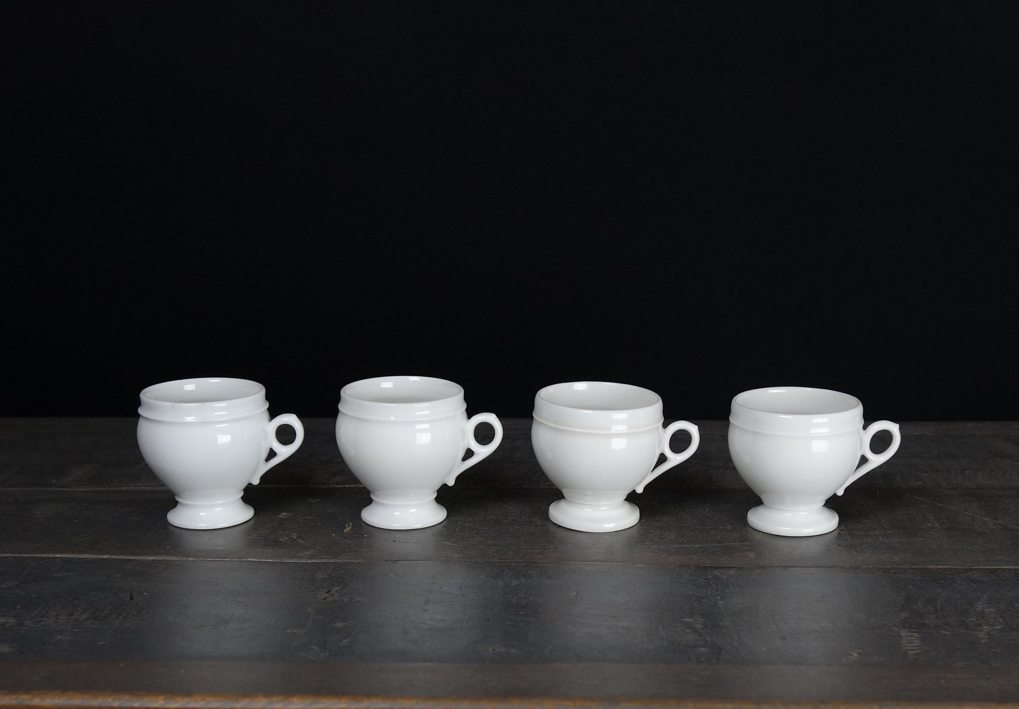 Ensemble de 4 Français Tasses à Café en Porcelaine Antiques, Moka, Pieds, Petite Taille