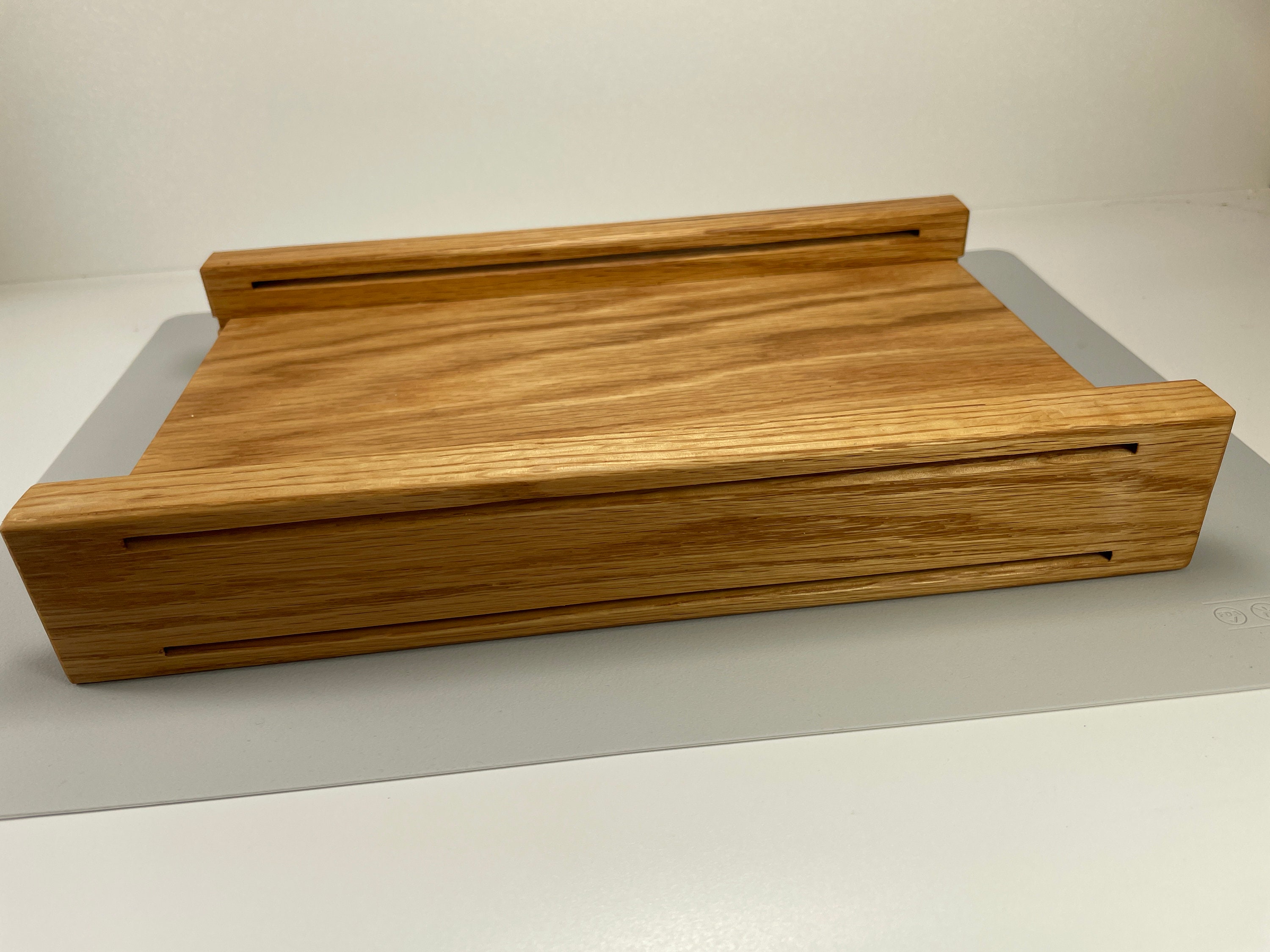 Horizontal Adjustable Bread Slicing Guide Made of Solid 3/4 Poplar