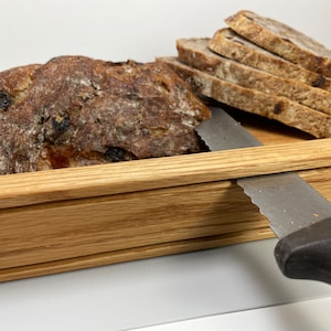 Hand Crafted Oak Slicing Bread Guide: 2 Slice Thicknesses Using Horizontal Slicing