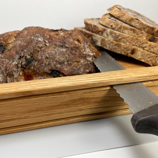 Hand Crafted Oak Bread Slicing Guide: 2 Slice Thicknesses Using Horizontal Slicing with Free Backstop