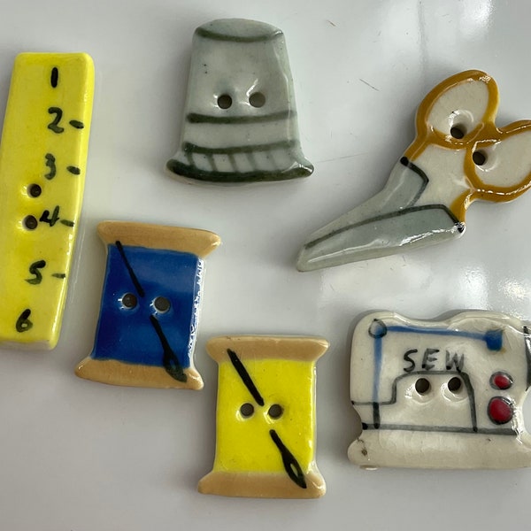 Set 6 Vintage Sewing Theme Ceramic Novelty Buttons Realistic Shape Thread Thimble Machine Scissors